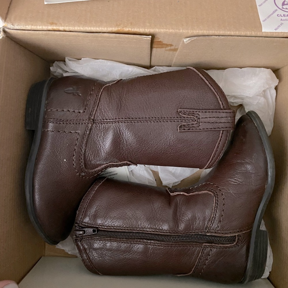 Dark brown FRYE carlson pullon kids boots with side zipper